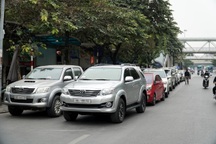 Khuyến cáo đăng kiểm ô tô vào tháng 2, 3 để tránh ùn tắc