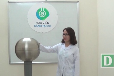 Hiện tượng "tóc chôm chôm" khi sờ quả cầu