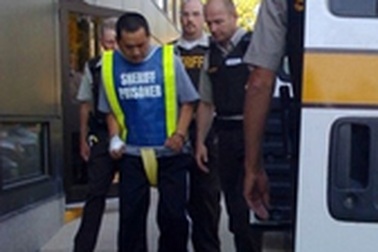 Nhận diện kẻ cắt đầu hành khách trên xe buýt