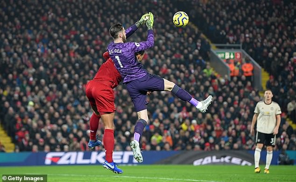 Tranh cãi khi VAR cứu thua Man Utd nhiều nhất ở Premier League - 7 Tranh cãi khi VAR cứu thua Man Utd nhiều nhất ở Premier League - 7