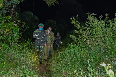 Cuộc chiến Covid-19 nơi phên dậu Tổ quốc