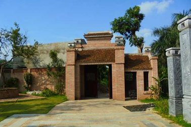 Đại gia chơi ngông, góp trăm tỷ xây resort… tự sướng