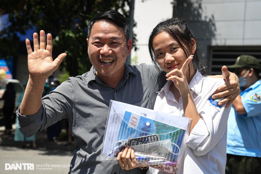 Nóng: Hà Nội công bố điểm thi vào lớp 10 THPT - 1 Nóng: Hà Nội công bố điểm thi vào lớp 10 THPT - 1
