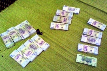 Chưa tìm được chủ nhân chiếc xe máy bị “bỏ quên” cùng 1,6 tỷ đồng