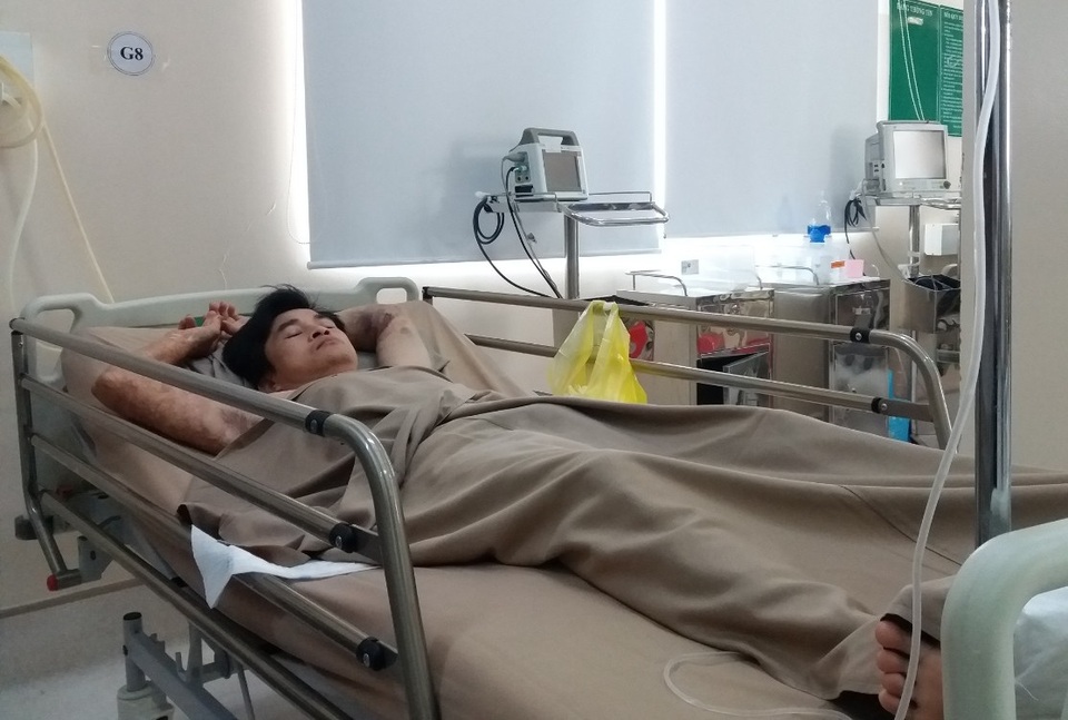 Bác sĩ “chạy trước tử thần” cứu ca ngộ độc dạ dày cá mặt thỏ - 3 Bác sĩ “chạy trước tử thần” cứu ca ngộ độc dạ dày cá mặt thỏ - 3