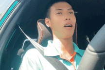 Tài xế xe công nghệ rap theo chuyện đời khách kể, chất như... Đen Vâu