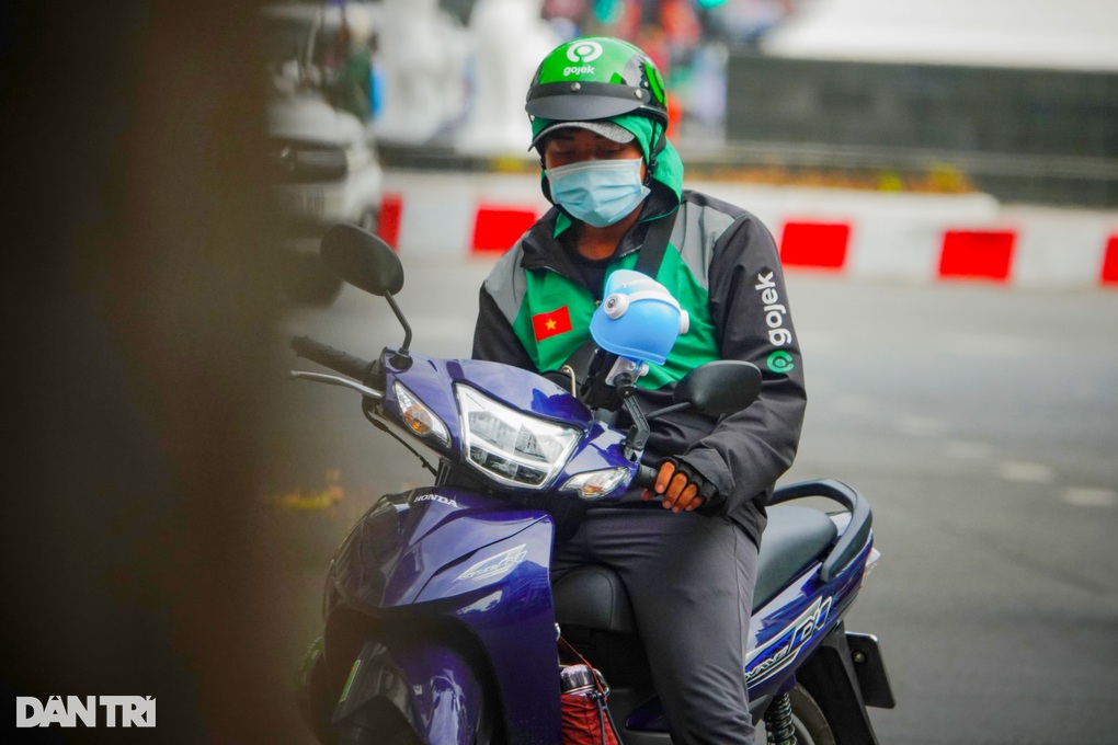 Gojek rút khỏi thị trường Việt, tài xế choáng váng chưa dám nói với vợ - 1