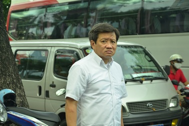 Ông Đoàn Ngọc Hải đề xuất hạ chức Chủ tịch phường vì 2 bãi xe không phép