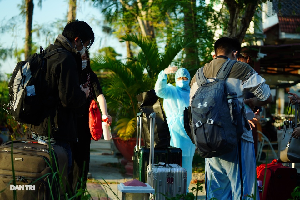 Sở Du lịch TPHCM siết chặt tiêu chí chống dịch sau khi có ca nhiễm Covid-19 - 4 Sở Du lịch TPHCM siết chặt tiêu chí chống dịch sau khi có ca nhiễm Covid-19 - 4