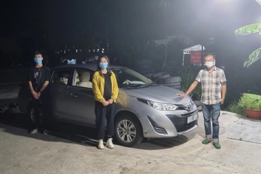 Dùng xe từ thiện chở người từ TPHCM về quê, khai man về "ông chú sếp lớn"