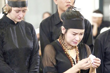 Tiếc thương tiễn đưa nhạc sỹ Thuận Yến về nơi an nghỉ cuối cùng