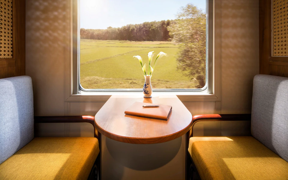 Vonattal Quy Nhonból Da Nangba utazni 8 millió VND-ba kerül, mennyire luxus a szolgáltatás? - 2 Đi tàu hỏa Quy Nhơn đến Đà Nẵng hết 8 triệu đồng, dịch vụ xa hoa tới đâu? - 2