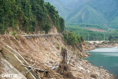 Đà Nẵng chi 224 tỷ đồng gia cố đường ven biển, chống sạt lở bờ sông