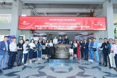 Prudential cùng Viện FSB xây chương trình đào tạo giám đốc văn phòng tổng đại lý