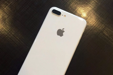 Apple có thể sẽ giới thiệu iPhone 7 trắng "Jet White" đầu năm 2017
