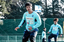 Công Phượng lên tiếng sau khi liên tiếp bị gạch tên ở CLB Nhật Bản