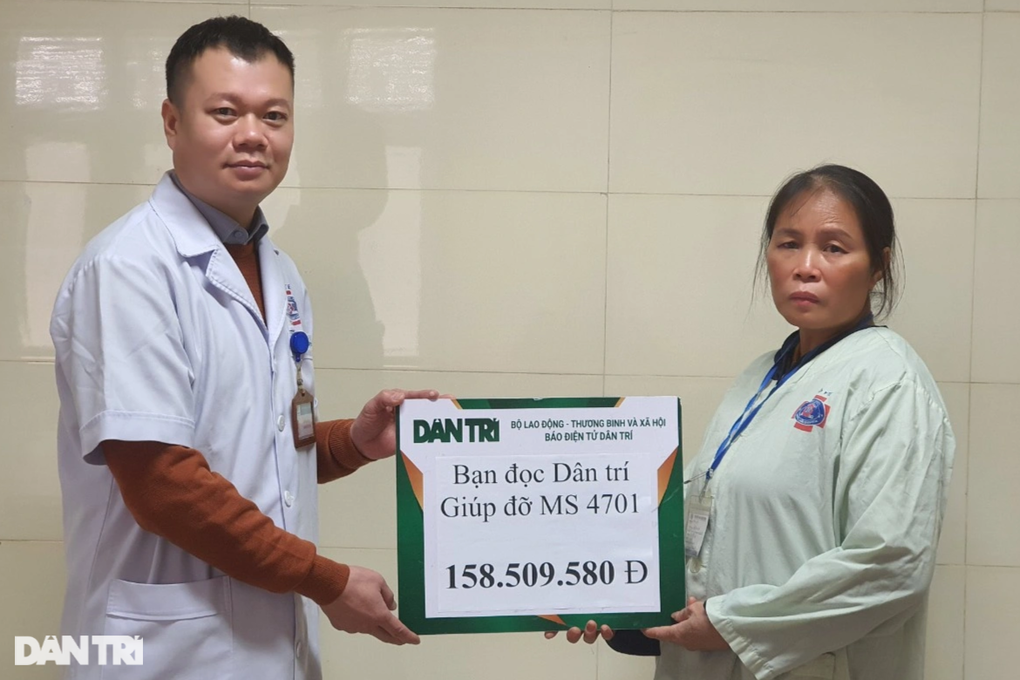 Bạn đọc Dân trí giúp đỡ bé gái mắc ung thư xương hơn 170 triệu đồng - 1 Bạn đọc Dân trí giúp đỡ bé gái mắc ung thư xương hơn 170 triệu đồng - 1