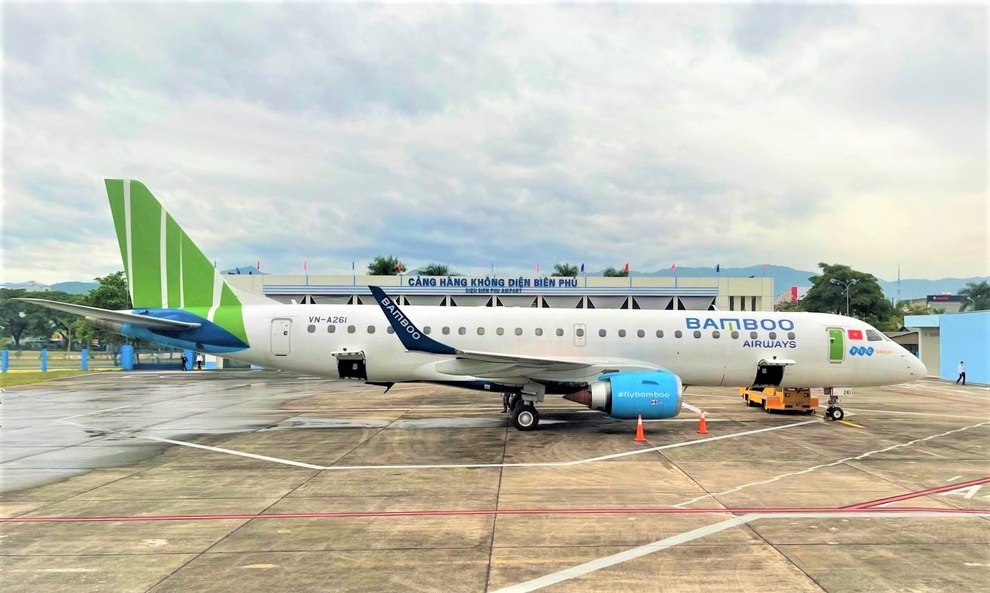 Sân bay Điện Biên lần đầu tiên đón phản lực Embraer 190 - 1 Sân bay Điện Biên lần đầu tiên đón phản lực Embraer 190 - 1