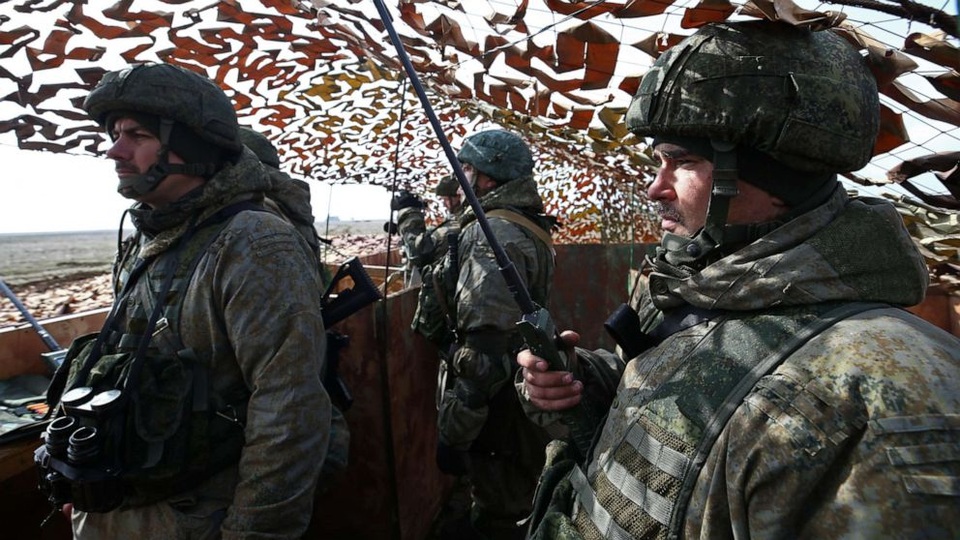 Vì sao Nga tăng cường quân ở biên giới Ukraine? - 1 Vì sao Nga tăng cường quân ở biên giới Ukraine? - 1