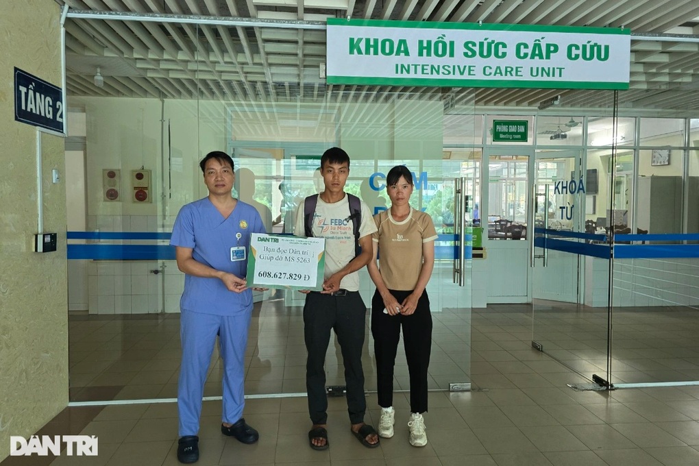 Bạn đọc Dân trí giúp đỡ cháu bé bị bỏng nặng hơn 800 triệu đồng - 1 Bạn đọc Dân trí giúp đỡ cháu bé bị bỏng nặng hơn 800 triệu đồng - 1