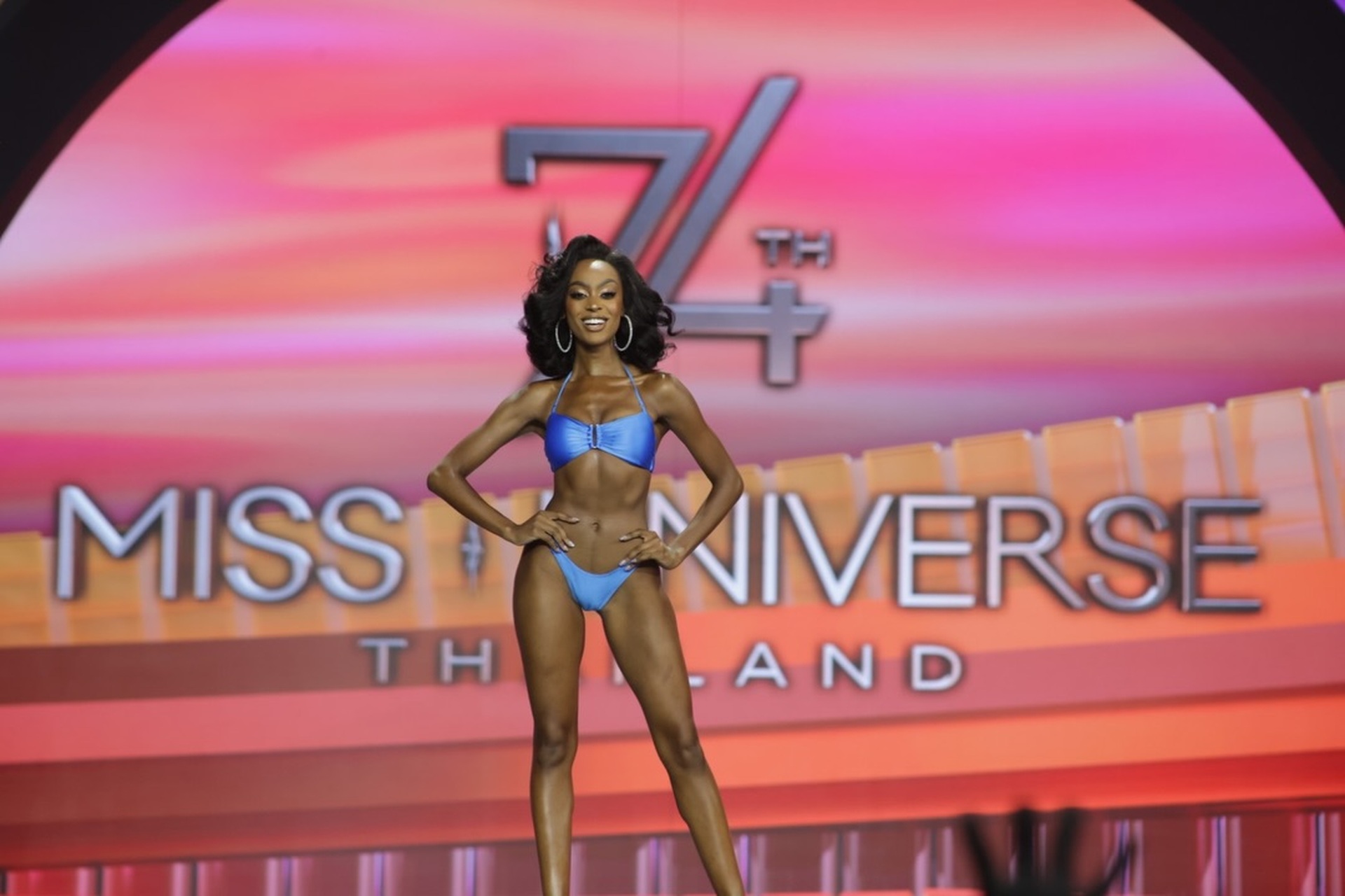Eye-catching swimsuit show at Miss Universe: Strong candidates revealed - 13 Màn diễn áo tắm mãn nhãn tại Hoa hậu Hoàn vũ: Những ứng viên mạnh lộ diện - 13