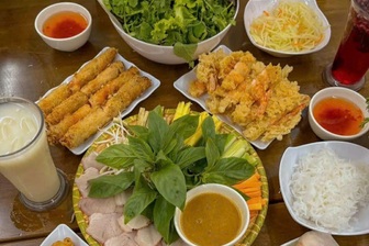 Chủ quán chê khách lấy 1.000 đồng: Tiền của mình, có gì mà không thoáng?