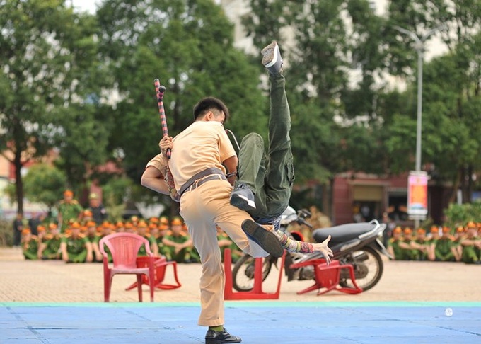 Khai mạc Chung kết Hội thi điều lệnh, bắn súng, võ thuật CAND khu vực phía Nam lần thứ 5 - Ảnh 31.