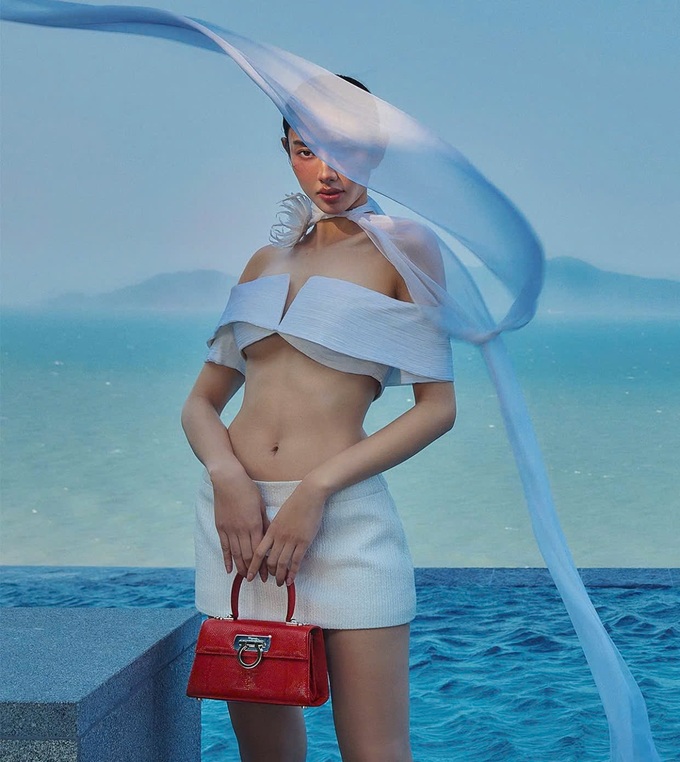 Vì sao vẻ ngoài của Thùy Tiên và Jisoo nhạt nhòa tại show Dior? - 6 Vì sao vẻ ngoài của Thùy Tiên và Jisoo nhạt nhòa tại show Dior? - 6