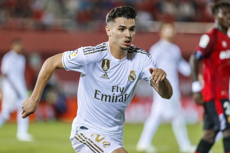 Real Madrid mua cầu thủ thời hậu C.Ronaldo: Thất bại toàn diện - 11 Real Madrid mua cầu thủ thời hậu C.Ronaldo: Thất bại toàn diện - 11