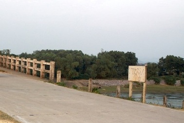 Bắt khẩn cấp đồng phạm vụ vợ giết chồng, ném xác xuống sông Cầu