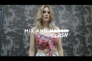 Ashley James đẹp gợi cảm