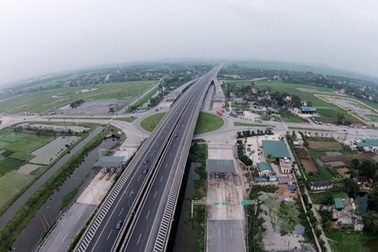 70.000 tỷ đồng làm cao tốc Bắc Nam: Tiền để sẵn rồi, lo không thể giải ngân!