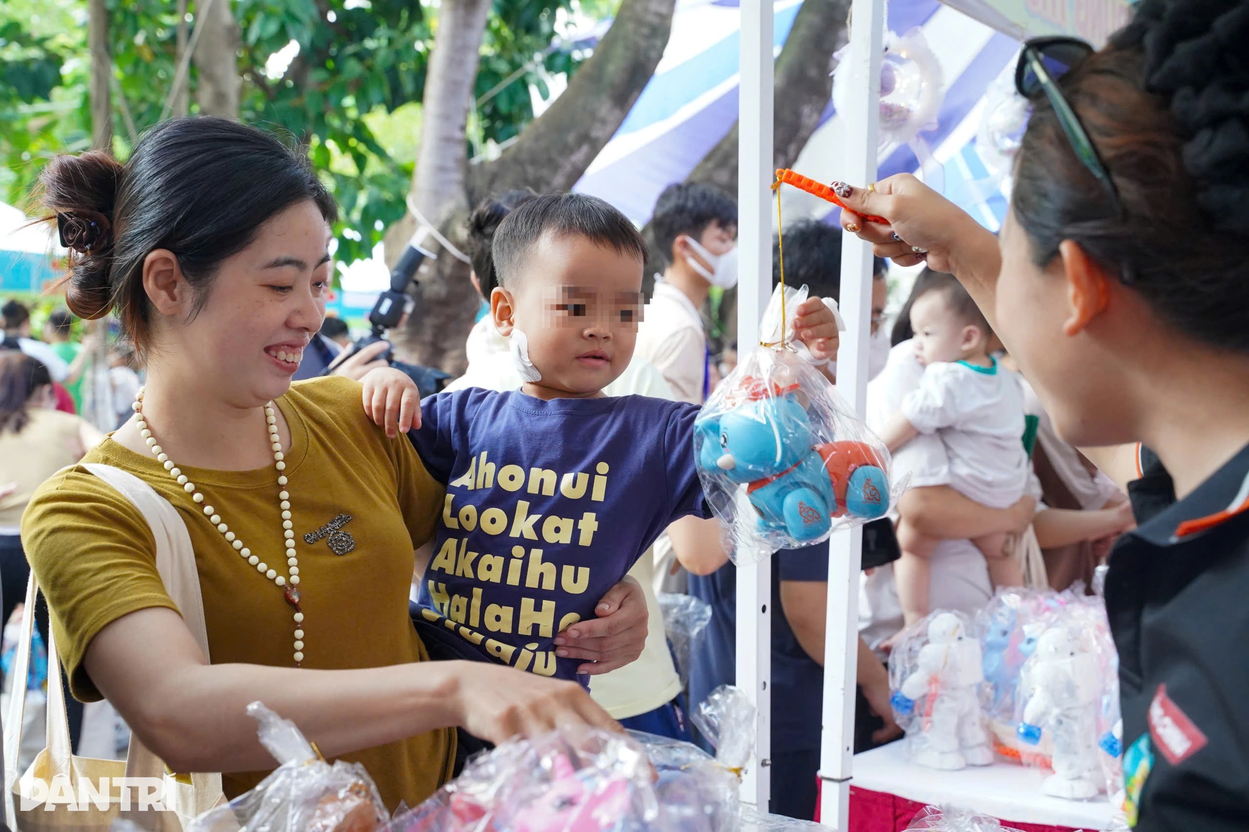 Điều ước bình an, đón nhiều Trung thu cùng gia đình của những em bé ung thư - 4