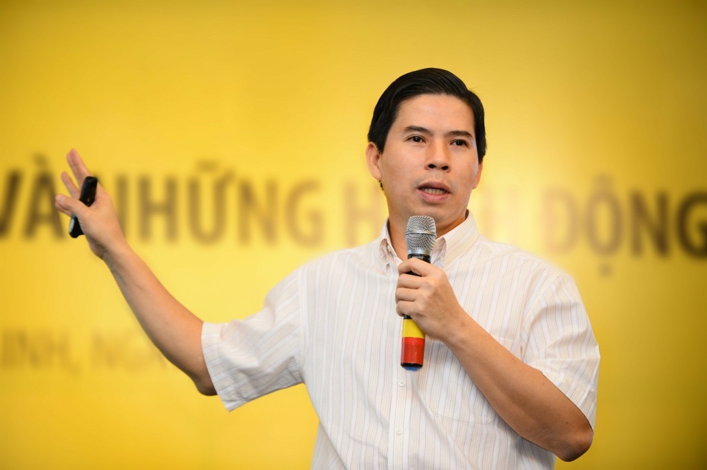 Chủ tịch Thế Giới Di Động xin lỗi cổ đông - 1 Chủ tịch Thế Giới Di Động xin lỗi cổ đông - 1