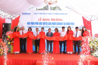 “Thoát cảnh” ra Hà Nội mua nội thất, người dân Vĩnh Phúc kéo nhau đi sắm đồ