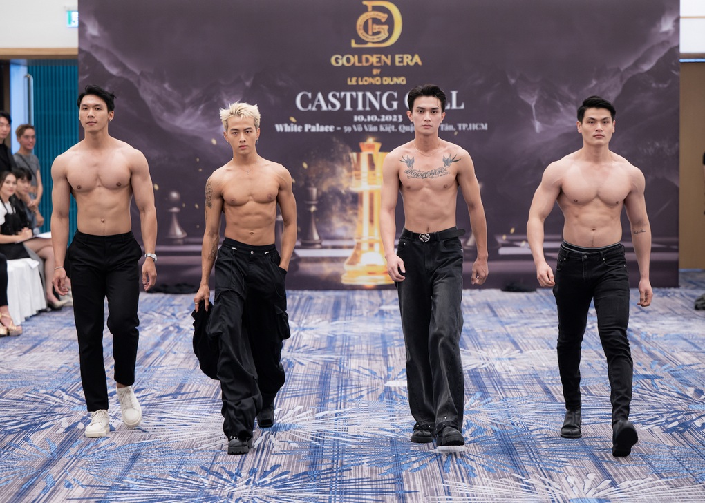 Khánh Vân, Võ Hoàng Yến mặc trang phục cá tính, đọ dáng khi làm giám khảo - 10 Khánh Vân, Võ Hoàng Yến mặc trang phục cá tính, đọ dáng khi làm giám khảo - 10