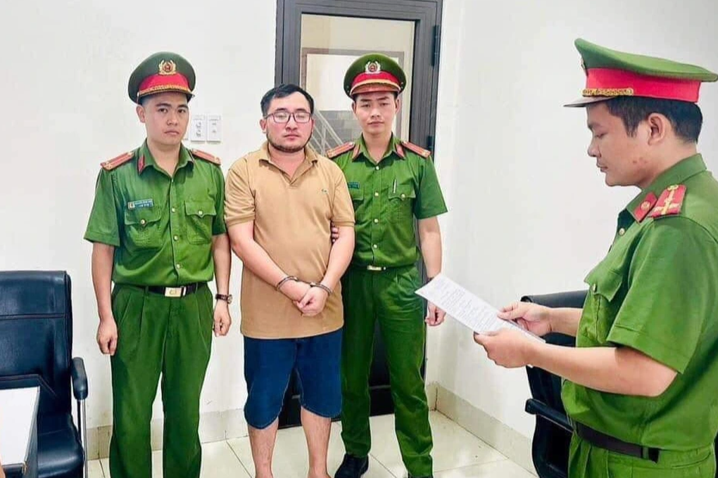 Nổ có thể chạy việc vào ngành công an rồi lừa 300 triệu đồng - 1 Nổ có thể chạy việc vào ngành công an rồi lừa 300 triệu đồng - 1