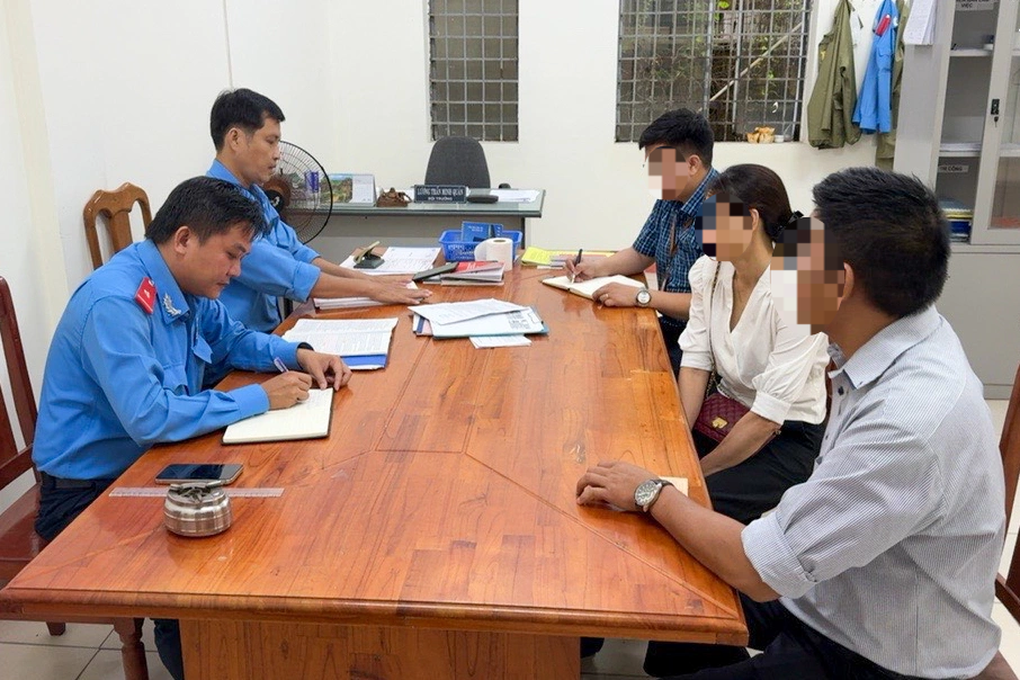 Xử lý tài xế ở Đà Nẵng chặt chém nữ du khách Thái Lan - 1 Xử lý tài xế ở Đà Nẵng chặt chém nữ du khách Thái Lan - 1