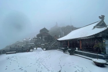 Nỗi ám ảnh về thời tiết cực đoan, dị thường "chưa từng có" ở Việt Nam