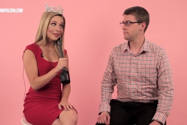 Thử sức với câu hỏi ứng xử của các… Hoa hậu