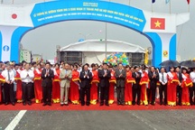 Thông xe toàn tuyến đường trên cao đầu tiên của Thủ đô