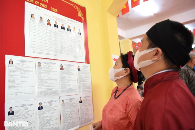 Toàn cảnh 69 triệu cử tri cả nước tham gia Ngày hội non sông - 8 Toàn cảnh 69 triệu cử tri cả nước tham gia Ngày hội non sông - 8