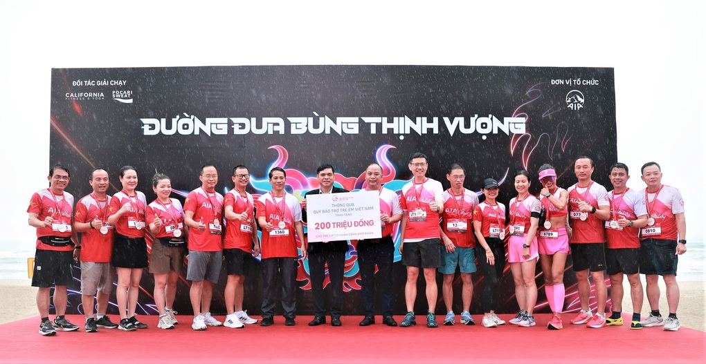 Gần 1.500 thành viên AIA tham gia đường đua bùng thịnh vượng - 3 Gần 1.500 thành viên AIA tham gia đường đua bùng thịnh vượng - 3