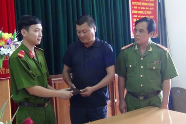 Trung sĩ công an trả lại 20 triệu đồng nhặt được trong trại giam