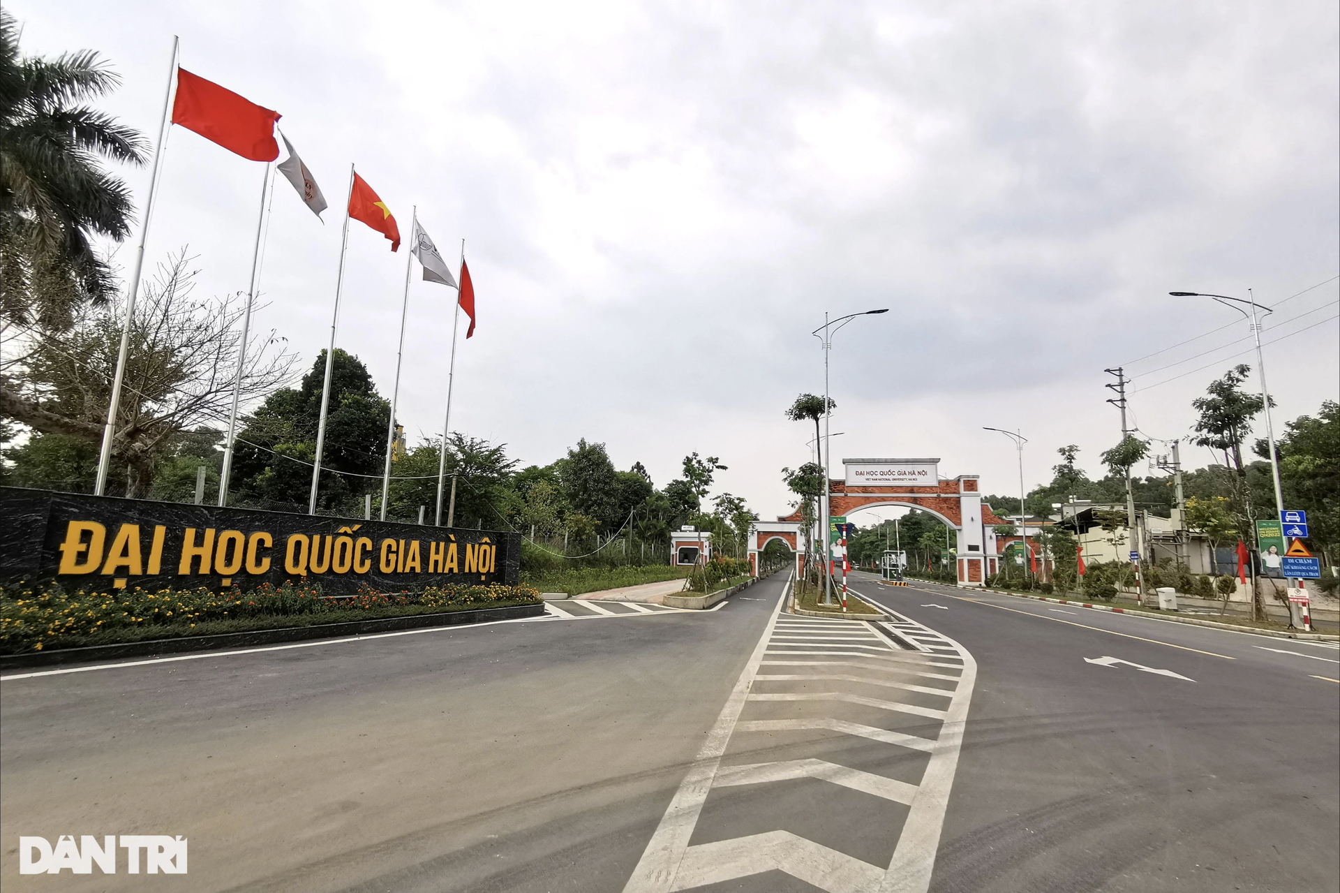 Cận cảnh khu đô thị Đại học Quốc gia Hà Nội sau gần 20 năm triển khai - 1 Cận cảnh khu đô thị Đại học Quốc gia Hà Nội sau gần 20 năm triển khai - 1
