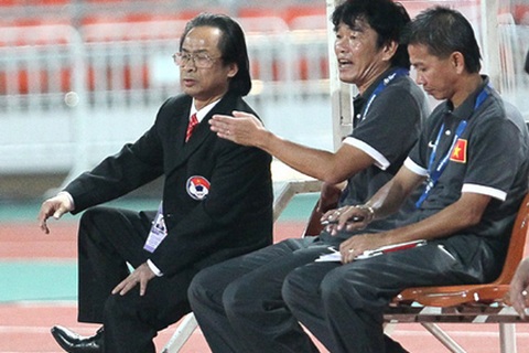 Ai xung phong từ chức vì thất bại lịch sử của ĐT Việt Nam?