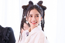 Thu nhập hàng triệu USD mỗi năm từ quảng cáo của Angelababy