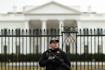 Nhà Trắng, Lầu Năm Góc nhận được bưu phẩm khả nghi chứa chất độc chết người