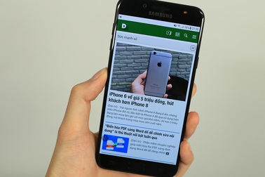 Cận cảnh smartphone camera kép Galaxy J7+ tại Việt Nam