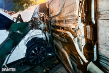 Vụ tai nạn liên hoàn ở Hà Nội: Tạm giữ hình sự tài xế ô tô